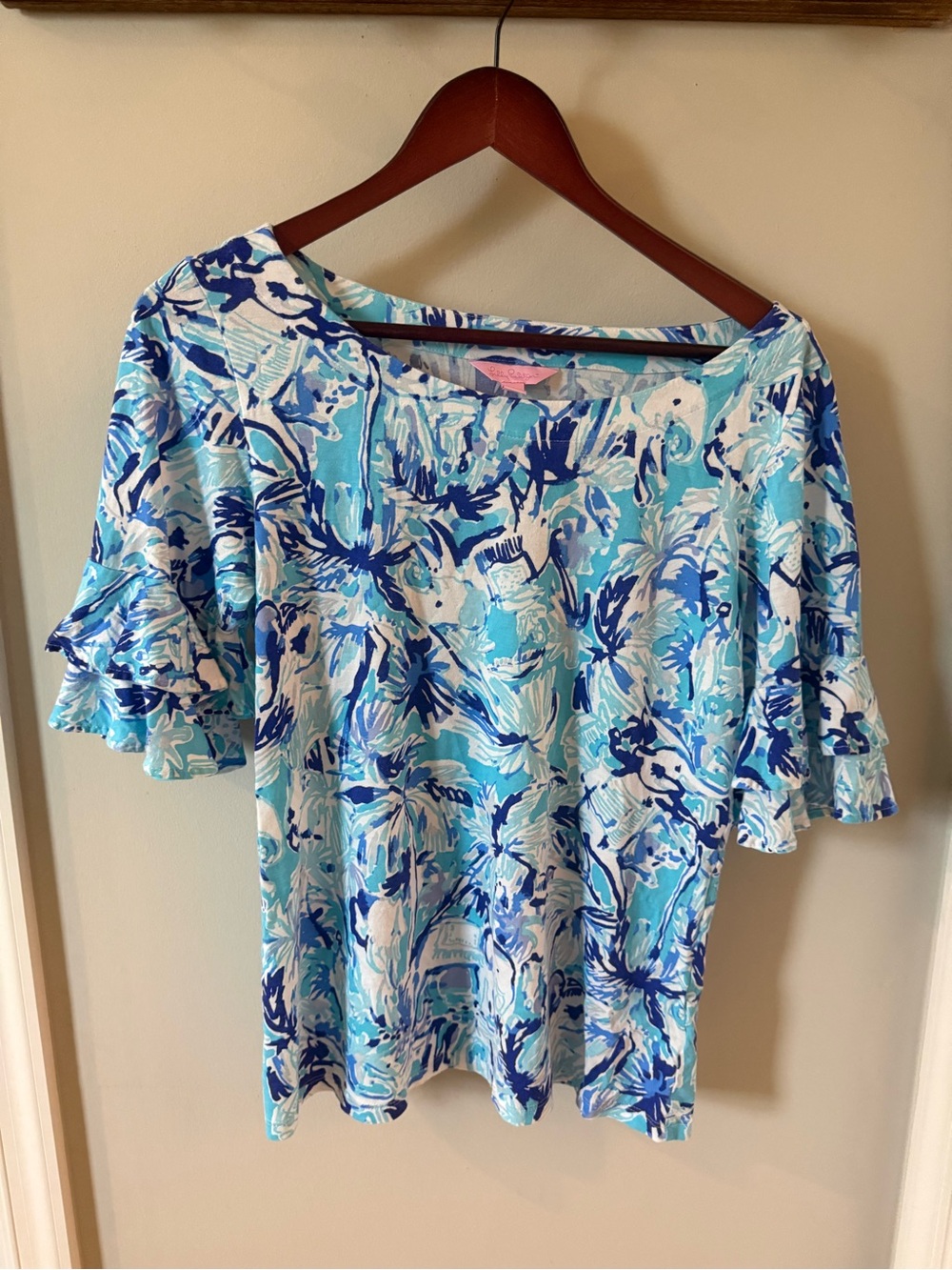 Lilly Pulitzer Women’s Blue Floral Ruffle Sleeve Top M